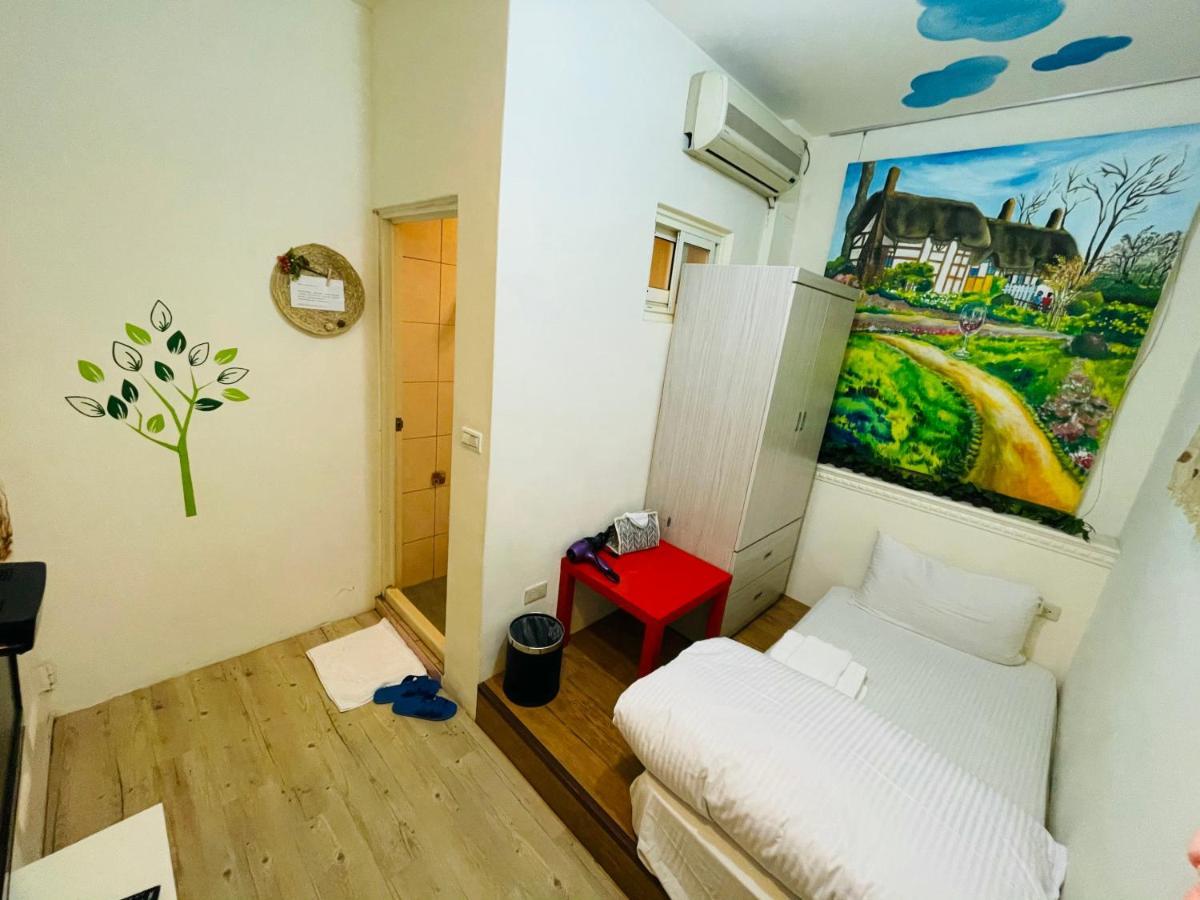 Fengchia Oslo Hotel Taichung Bagian luar foto