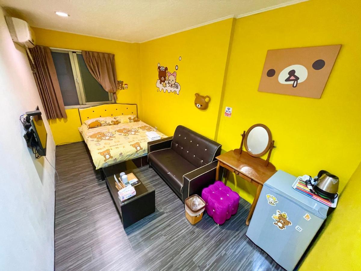 Fengchia Oslo Hotel Taichung Bagian luar foto