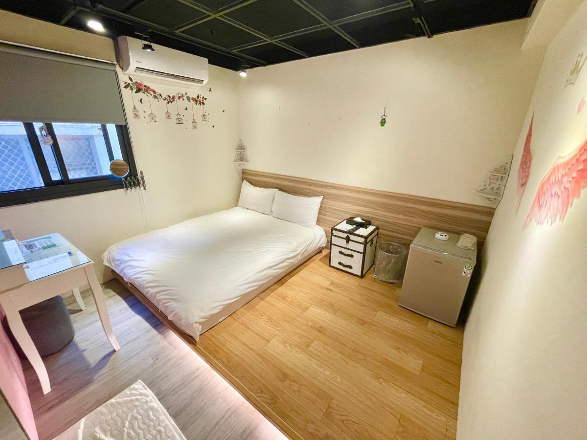 Fengchia Oslo Hotel Taichung Bagian luar foto