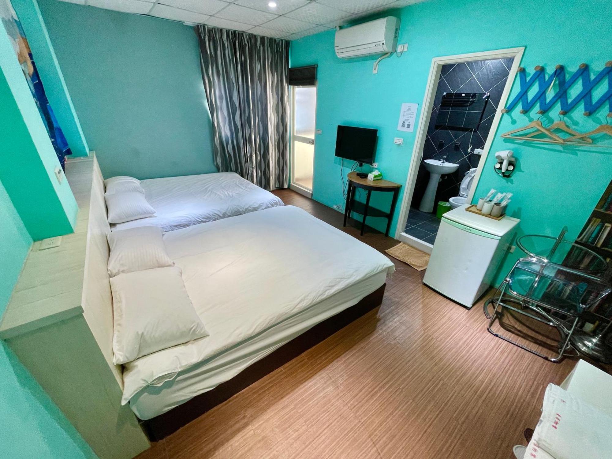 Fengchia Oslo Hotel Taichung Bagian luar foto