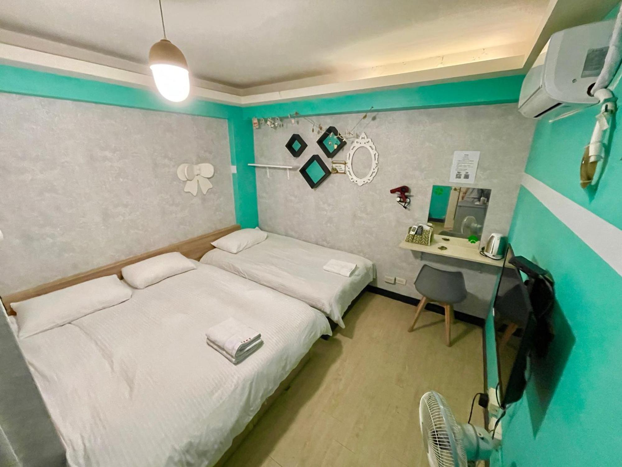 Fengchia Oslo Hotel Taichung Bagian luar foto