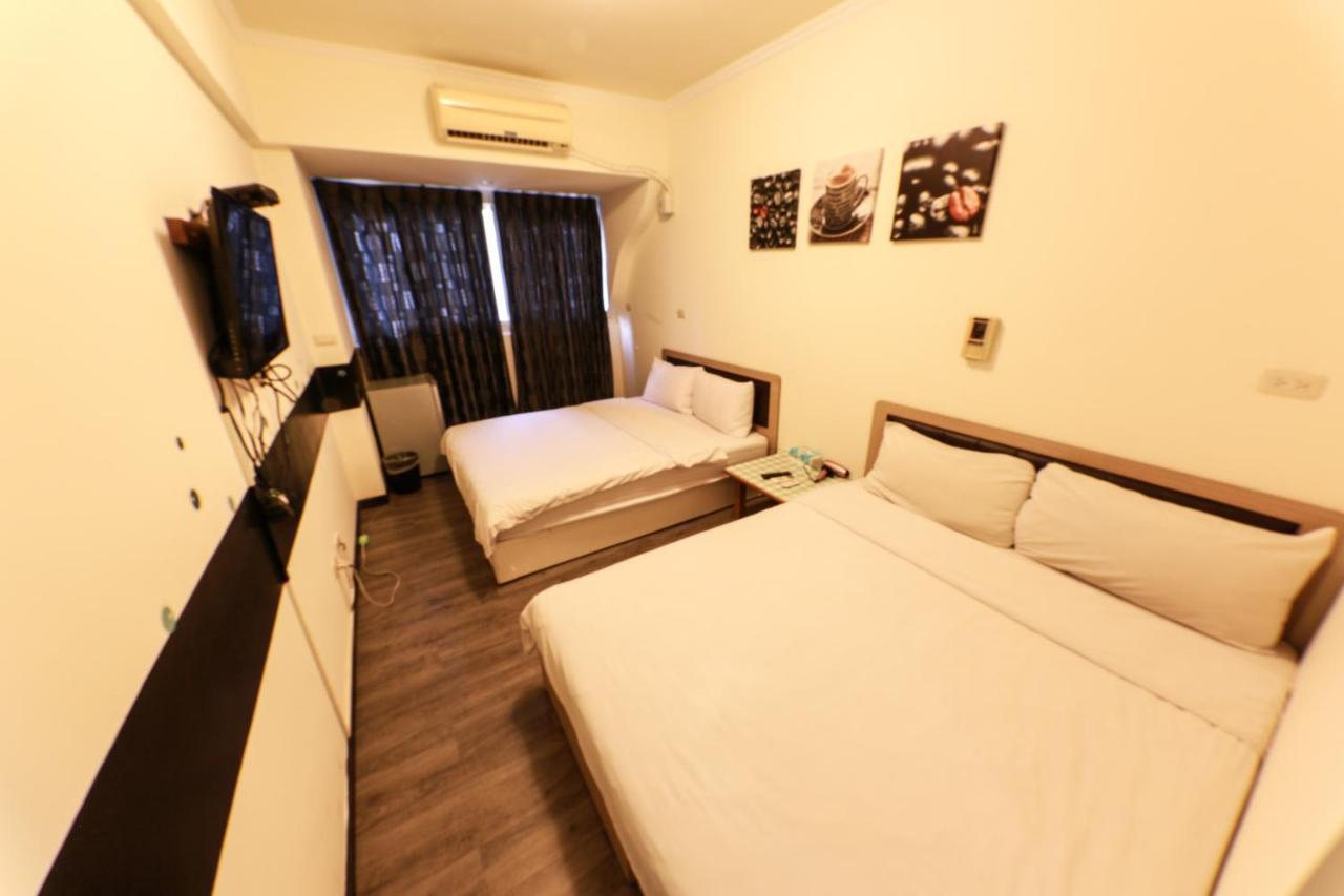 Fengchia Oslo Hotel Taichung Bagian luar foto
