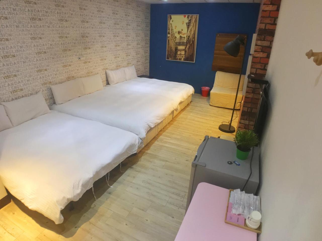 Fengchia Oslo Hotel Taichung Bagian luar foto